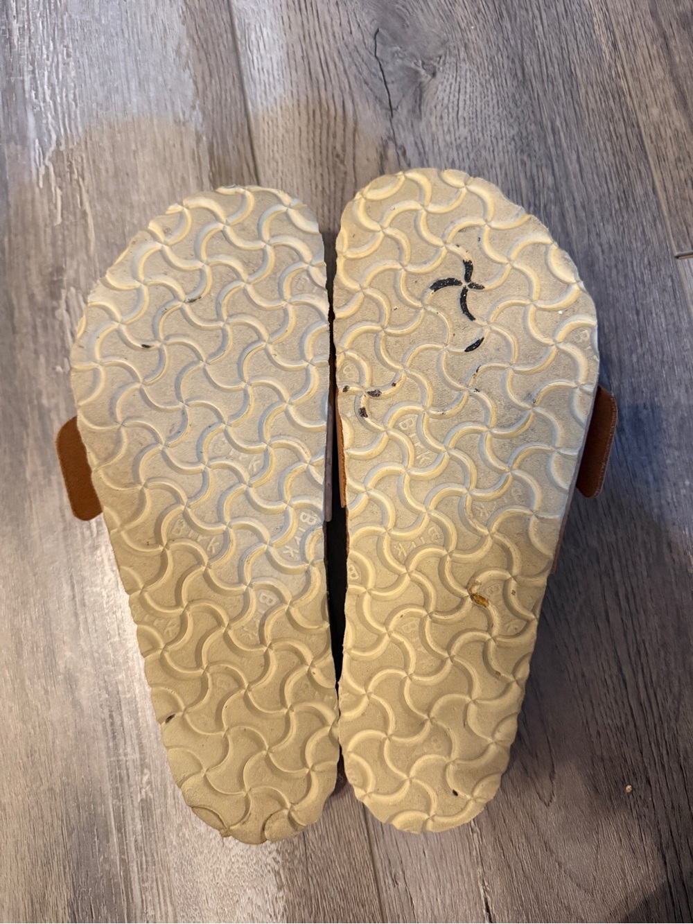 Birkenstock Single-Strap Sandals in Brown with Gold Buckles - Picture 4 of 5
